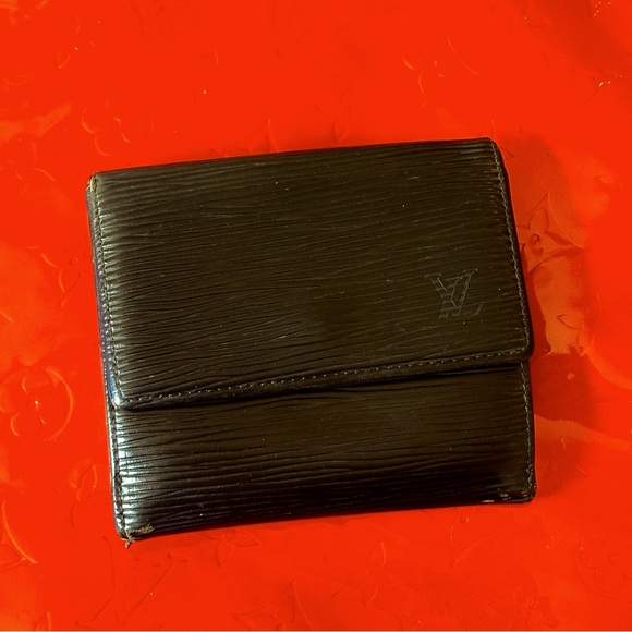 Louis Vuitton Epi Trifold Square Wallet Black Leather - Picture 1 of 16